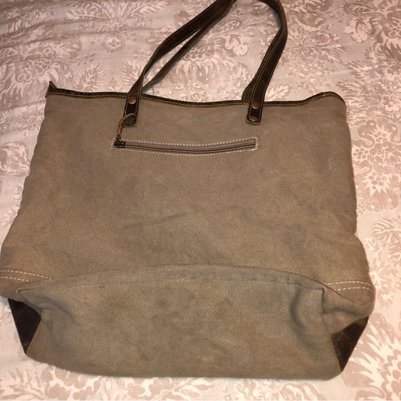 Myra Bag Boho Tribal Rug & Brown Leather Tote Bag - Picture 16 of 16